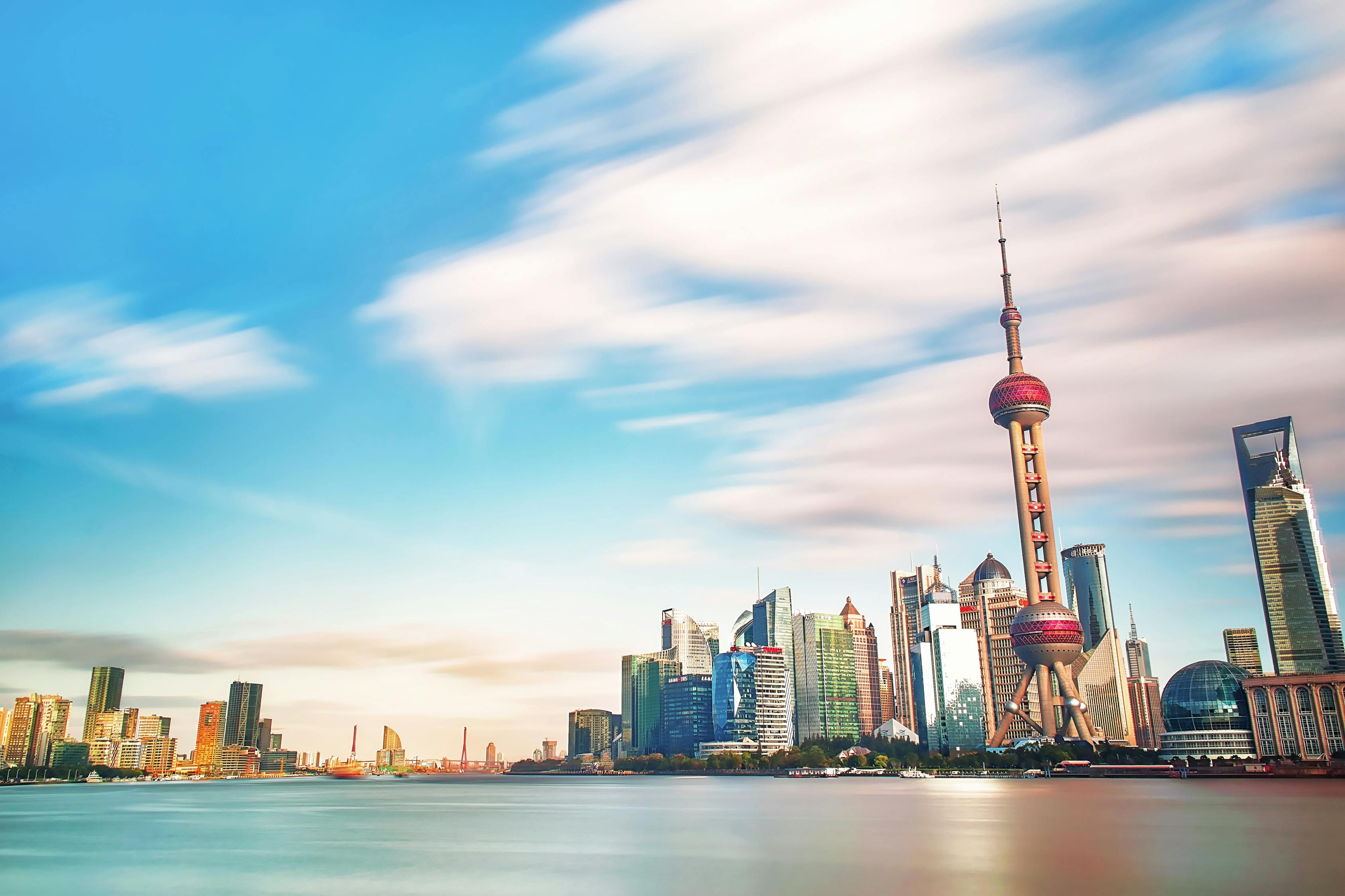 中国最新法院迈向公正、高效、智能新时代